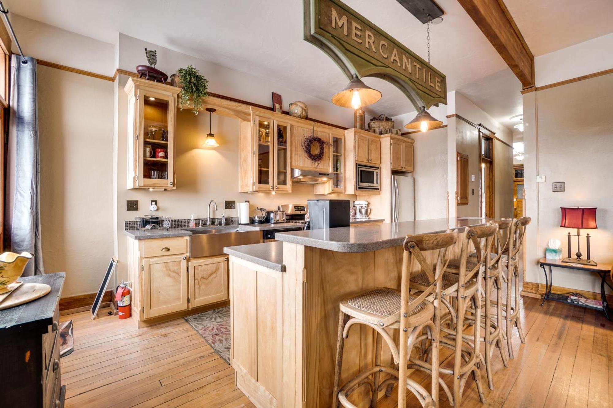 Vintage Downtown Laramie Apartment With Deck! Exterior foto